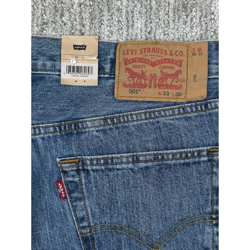 Levis 501 Original Jeans Mens 33x30 Medium Wash Straight Leg 100% Cotton NWT - Picture 3 of 12